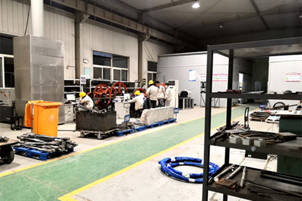 疫情緊急 逆向而行 彰顯擔當